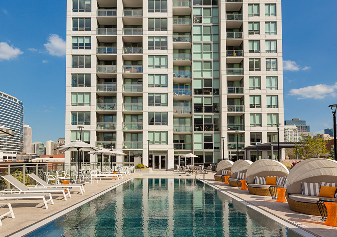 outdoor rooftop pool